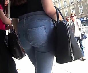 Jeans backsides